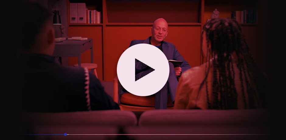 Screenshot der Dokumentation 'Die Paartherapie' zeigt ein junges Paar in einer Therapiesituation